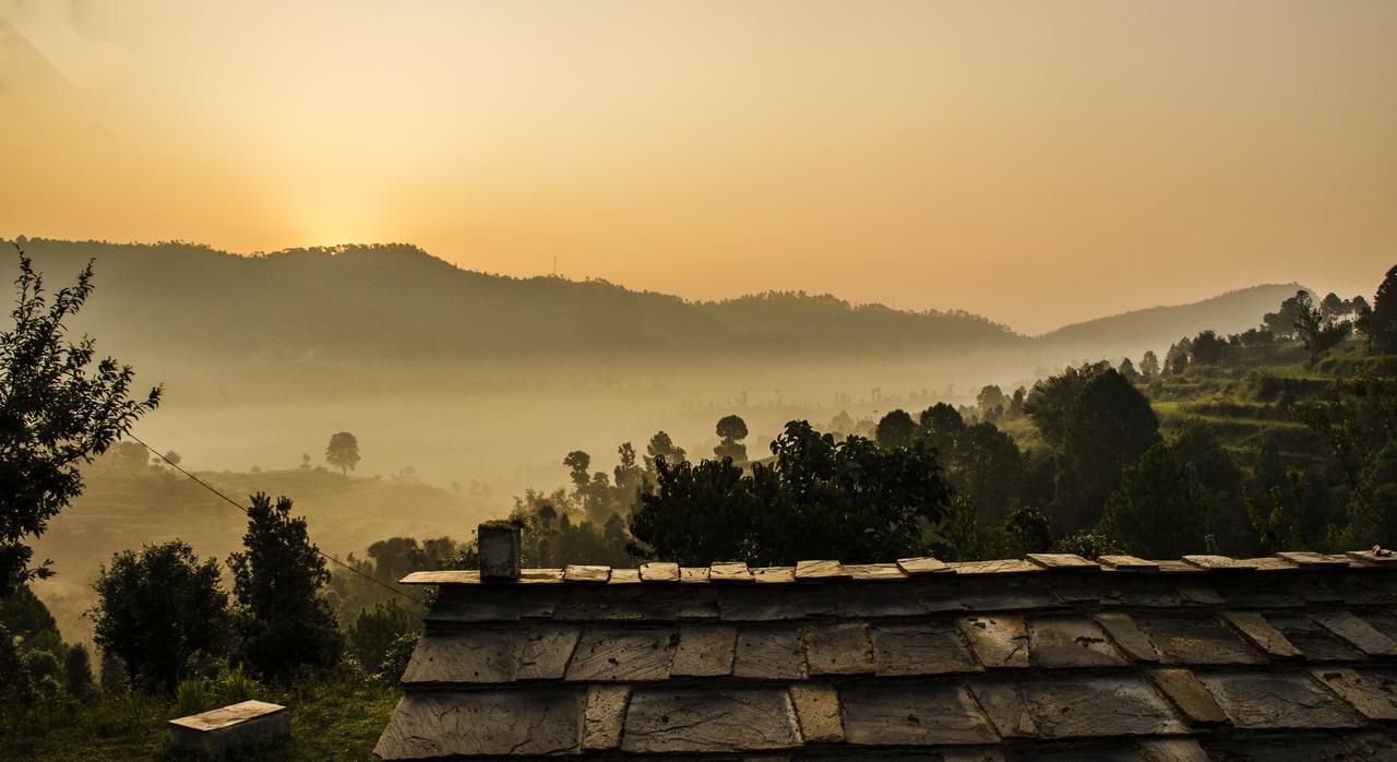 Thikalna Himalayan Retreat Villa Almora Bagian luar foto